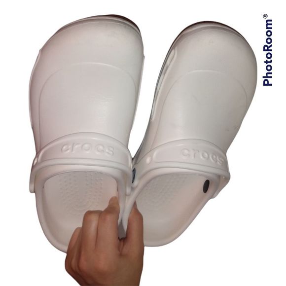 CROCS White Unisex Sandals - Picture 7 of 16